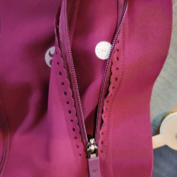 Lululemon pants mind over miles size 2 Activewear. Marvelous colour - Picture 5 of 6